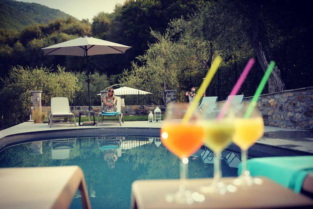 Casa Vacanze Gli Ulivi Borgomaro Exterior foto