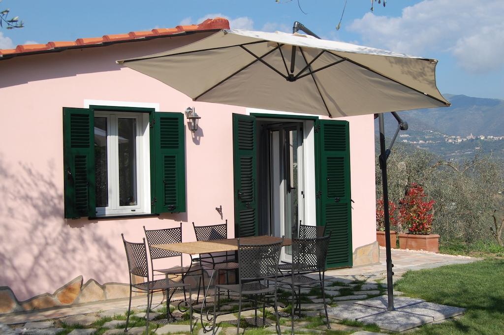 Casa Vacanze Gli Ulivi Borgomaro Quarto foto